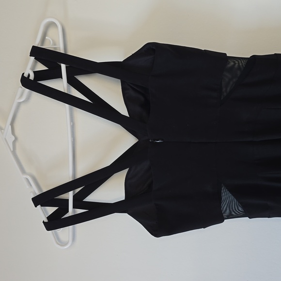 XSCAPE Maxi Gown Black Cut Out Sleeveless V Neck Sheath Sheer Sexy  Dress Size 4 - Picture 3 of 10